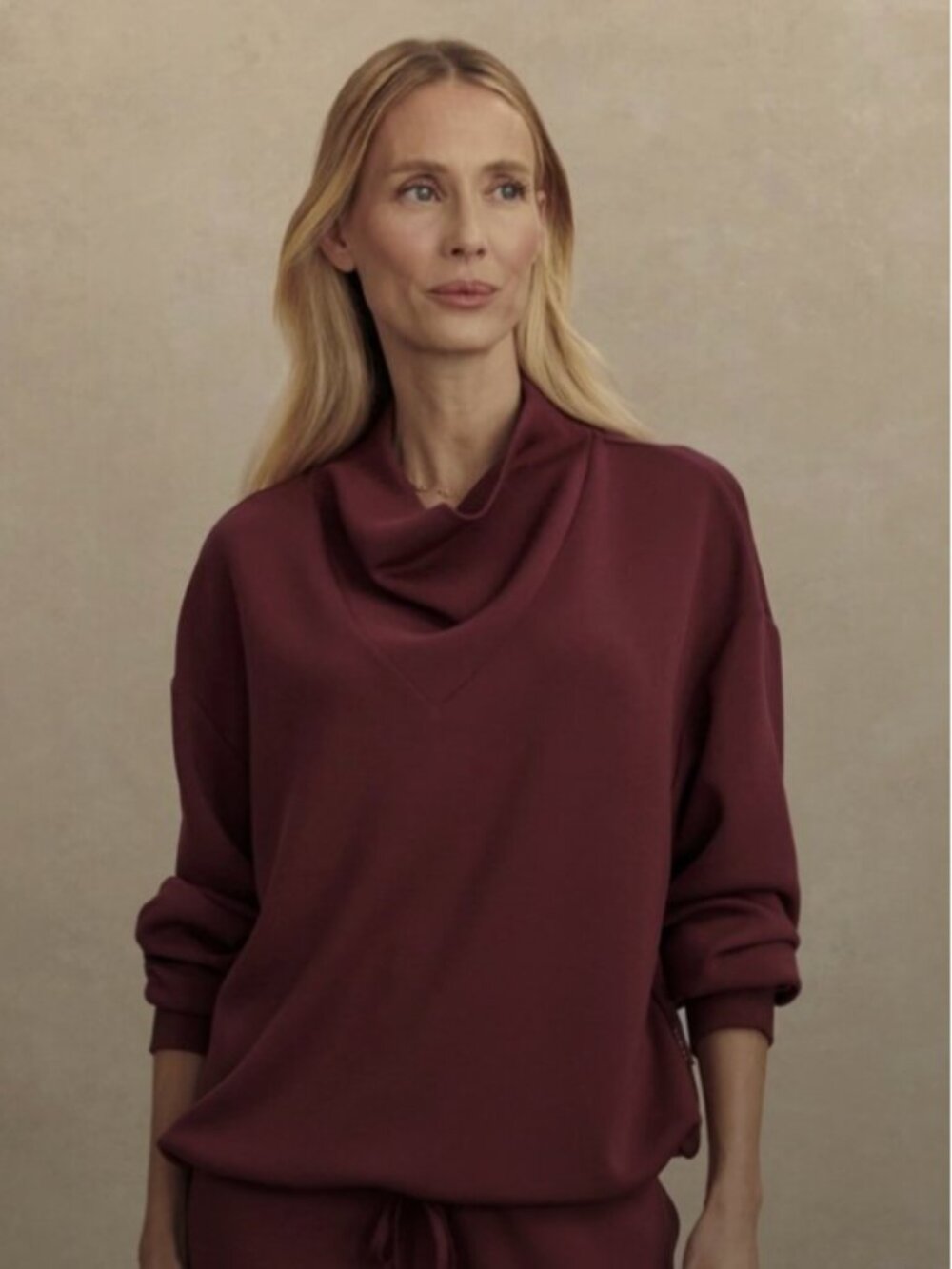 NWT Varley Betsy Sweat in New Maroon / M